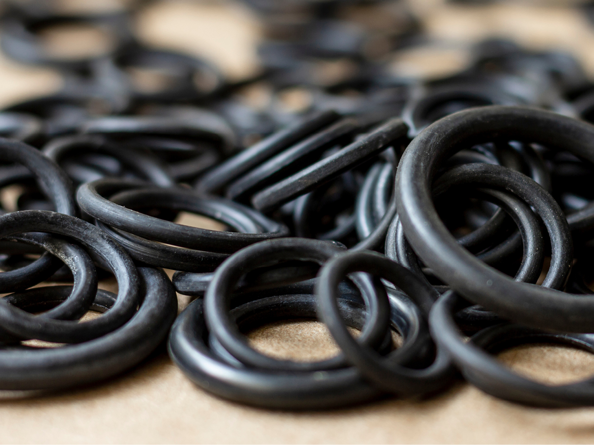 Rubber sealing o-rings for sealing various parts of technology, machinery and mechanisms.