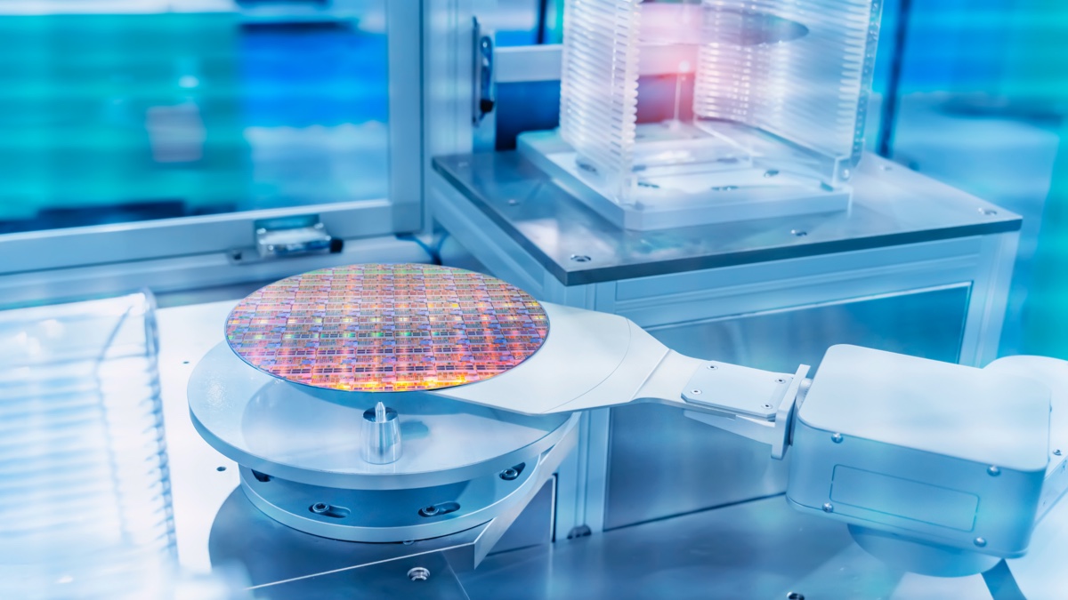 Plasma-Resistant Seals and Elastomer Seal Materials for Semiconductor Fabs